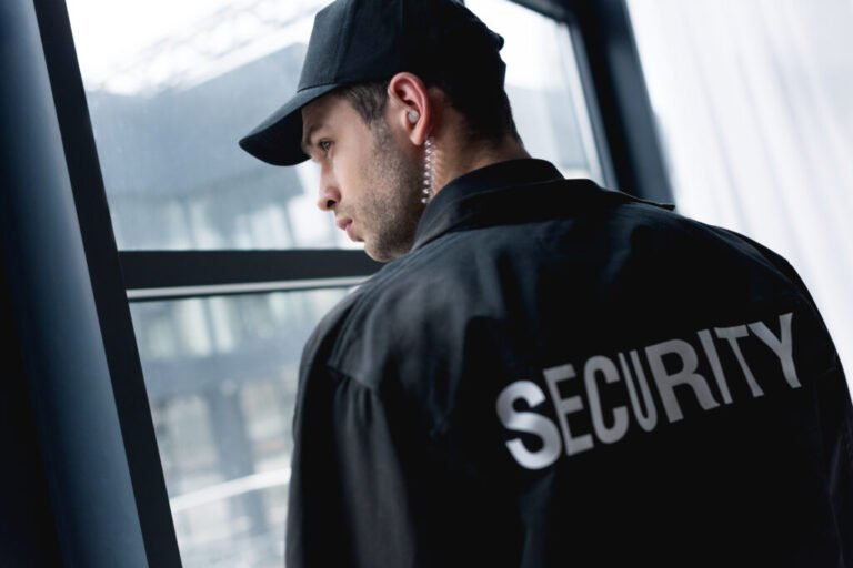 Choosing the Right Security Guard Services for Your Business